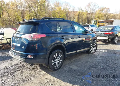 2018 Toyota Rav4 Le z USA, uszkodzony, nr VIN JTMBFREV7JJ217086